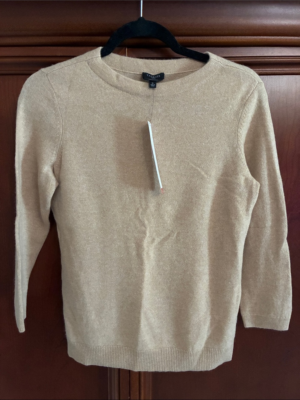 Talbots cashmere Women's Crewneck Sweater - Camel